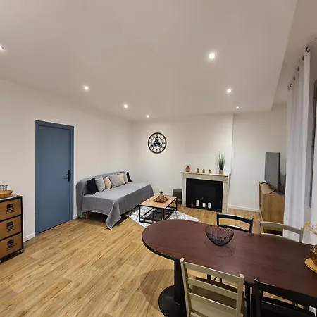 Logement 2 Centre - 2 Bedroom Apartement Center Plage Et Mer Appartement